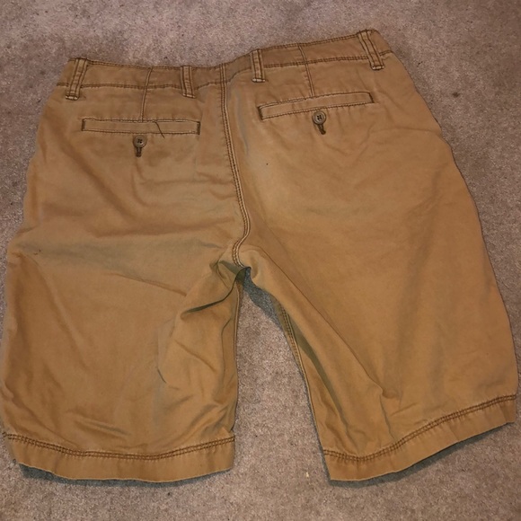 Old navy shorts - Picture 3 of 3